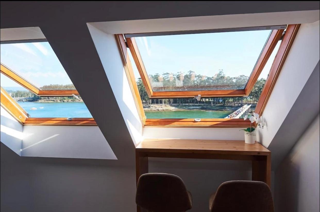 Exclusivo Atico Boutique Con Vistas Al Mar Apartment Villanueva De Arosa Luaran gambar